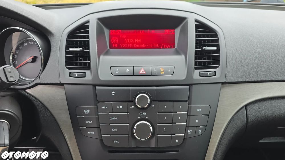 Opel Insignia - 16