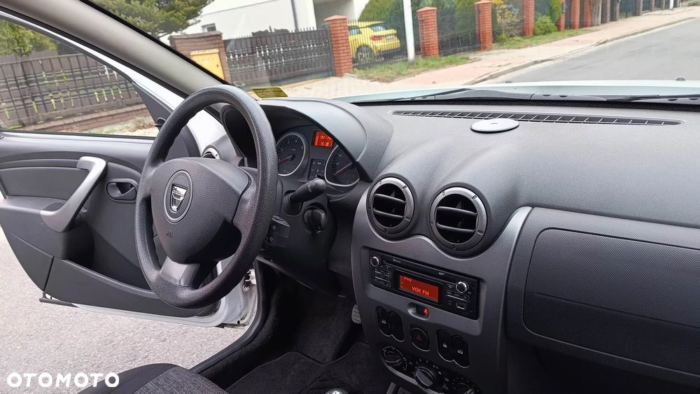 Dacia Duster 1.6 16V 4x2 - 24