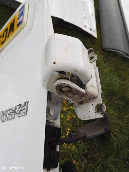 klamka drzwi tył trafic vivaro primastaer - 12