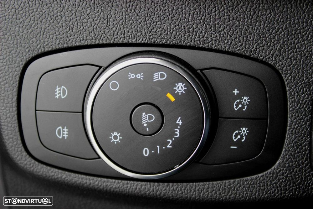 Ford Focus 1.0 EcoBoost MHEV ST-Line - 15