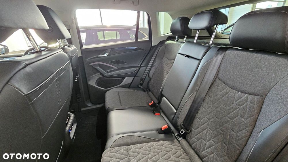 Volkswagen Tiguan - 21