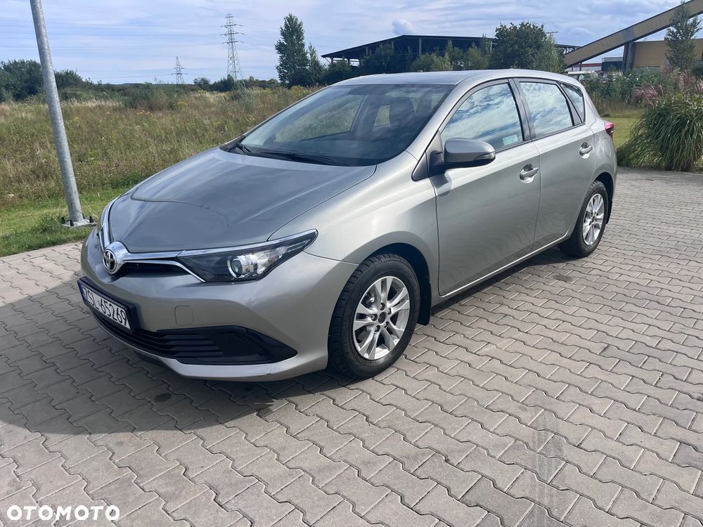 Toyota Auris 1.33 VVT-i Active - 1