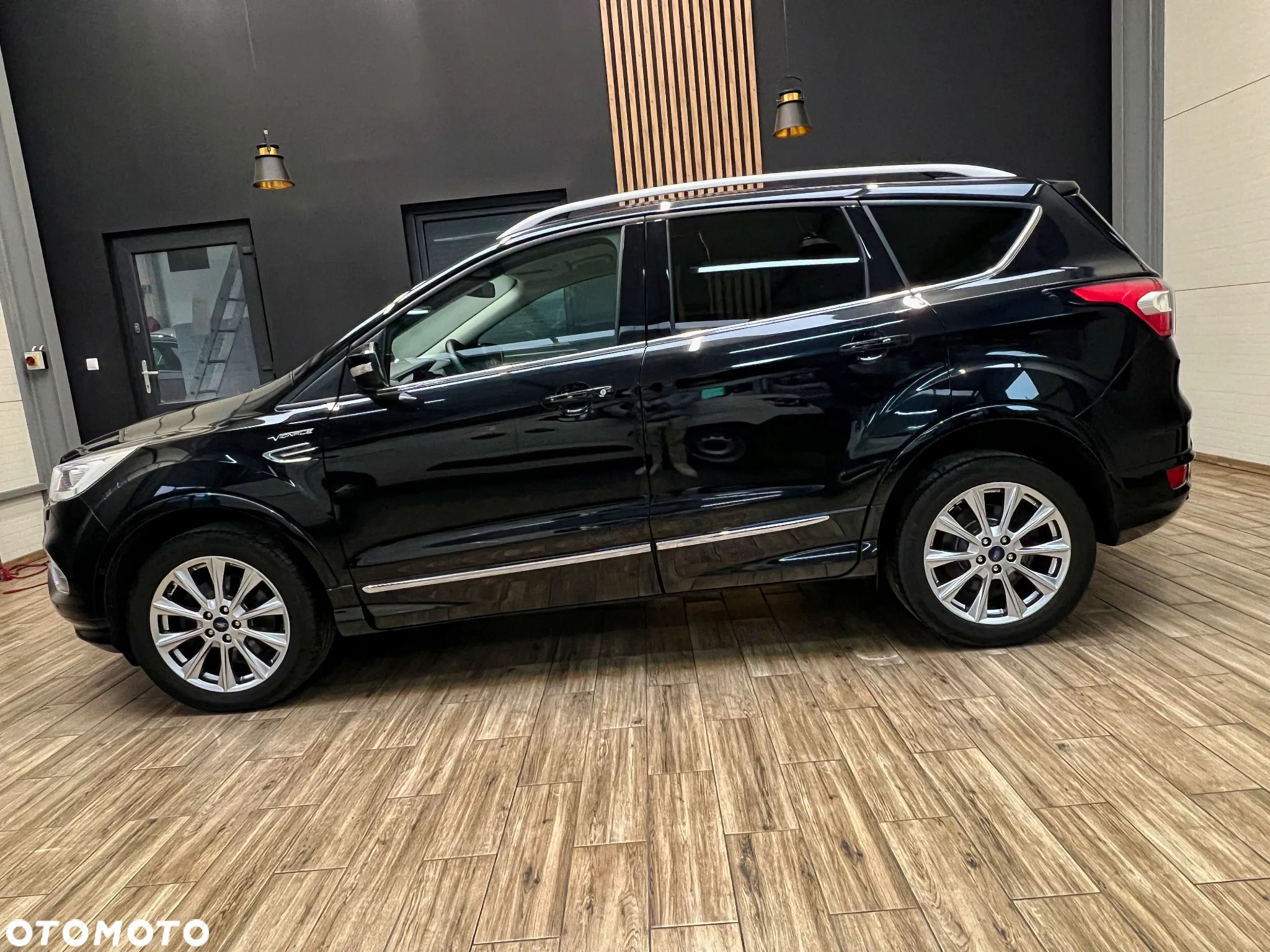 Ford Kuga 2.0 TDCi 4x4 Vignale - 11