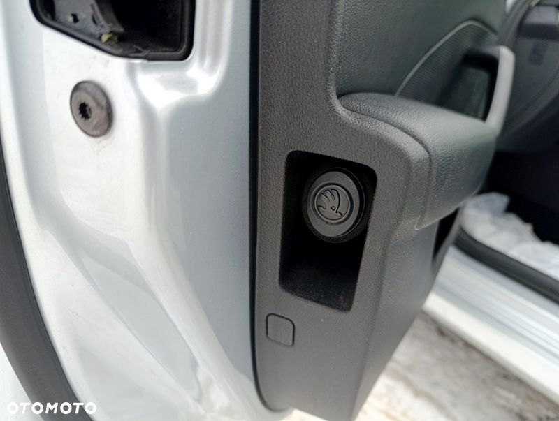 Skoda Octavia 2.0 TDI Ambition - 17