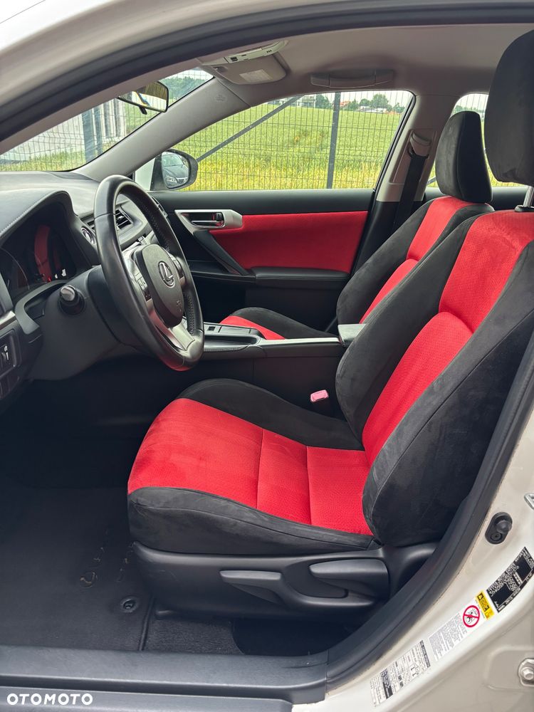 Lexus CT 200h Classic - 18