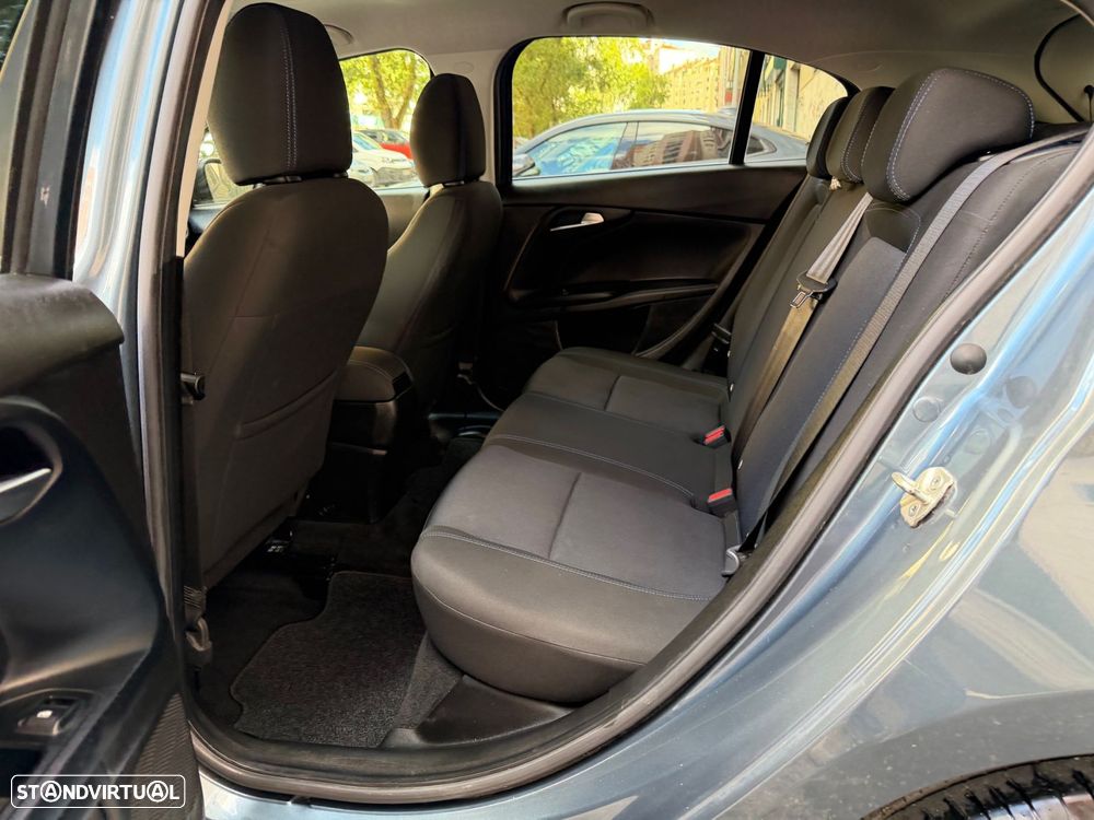 Fiat Tipo 1.3 M-Jet Easy - 19