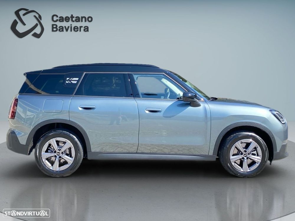 MINI Countryman C Classic L - 23