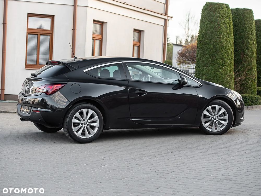 Opel Astra 2.0 CDTI ecoFLEX Start/Stop - 14