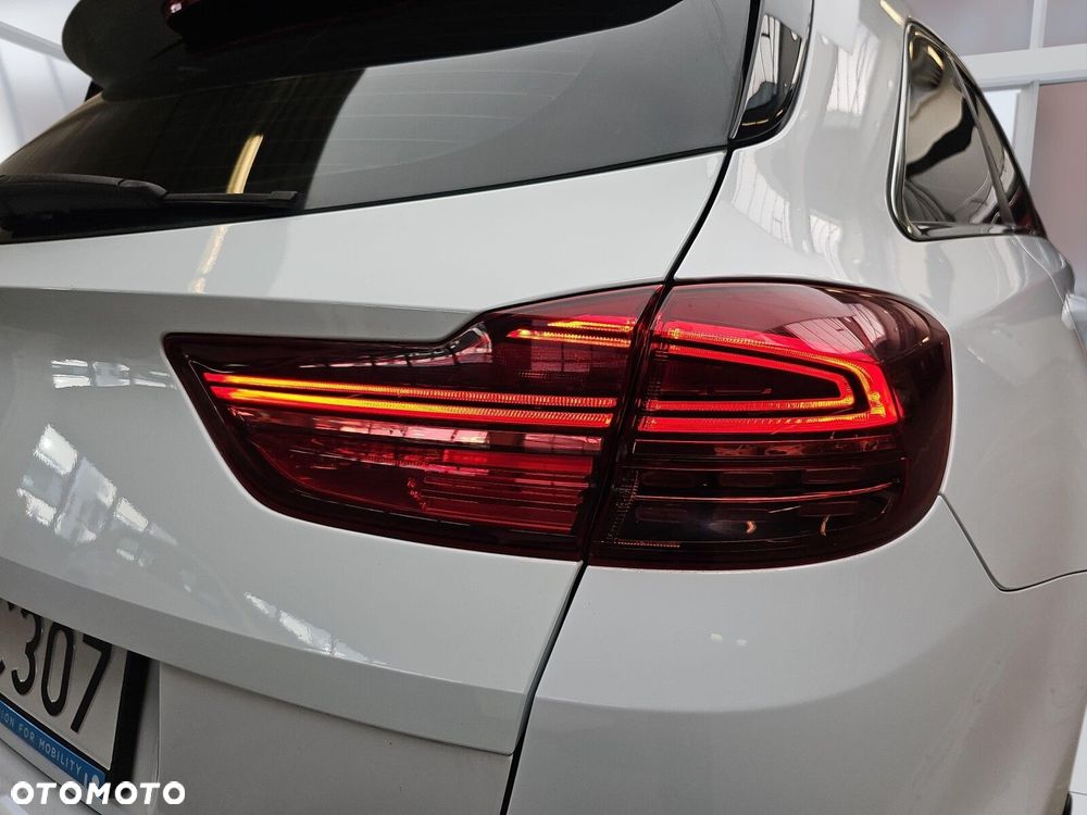 Kia Ceed 1.5 T-GDI M - 34