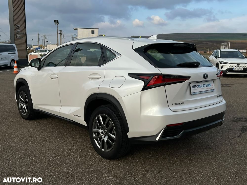 Lexus Seria NX 300h AWD Business - 5