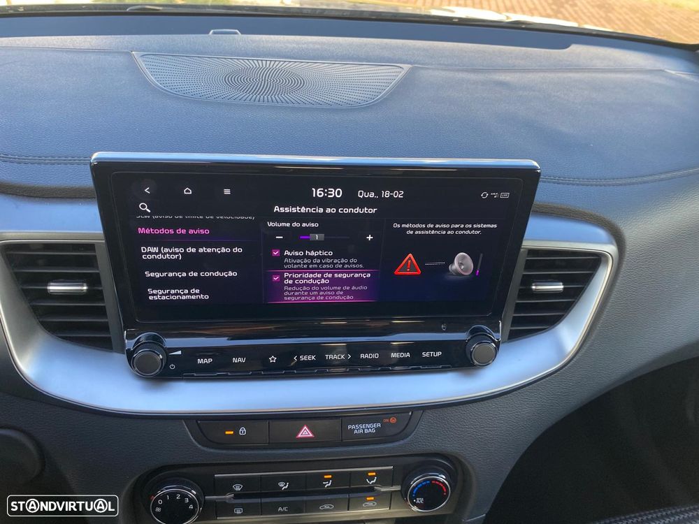 Kia XCeed 1.0 T-GDI Dynamic - 24