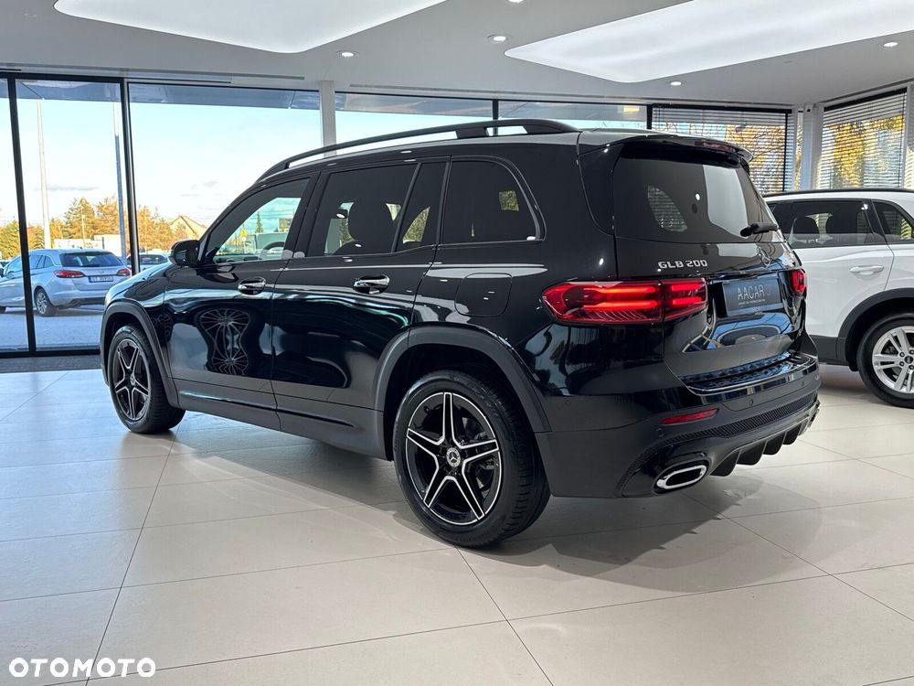 Mercedes-Benz GLB 200 AMG Line 7G-DCT - 3