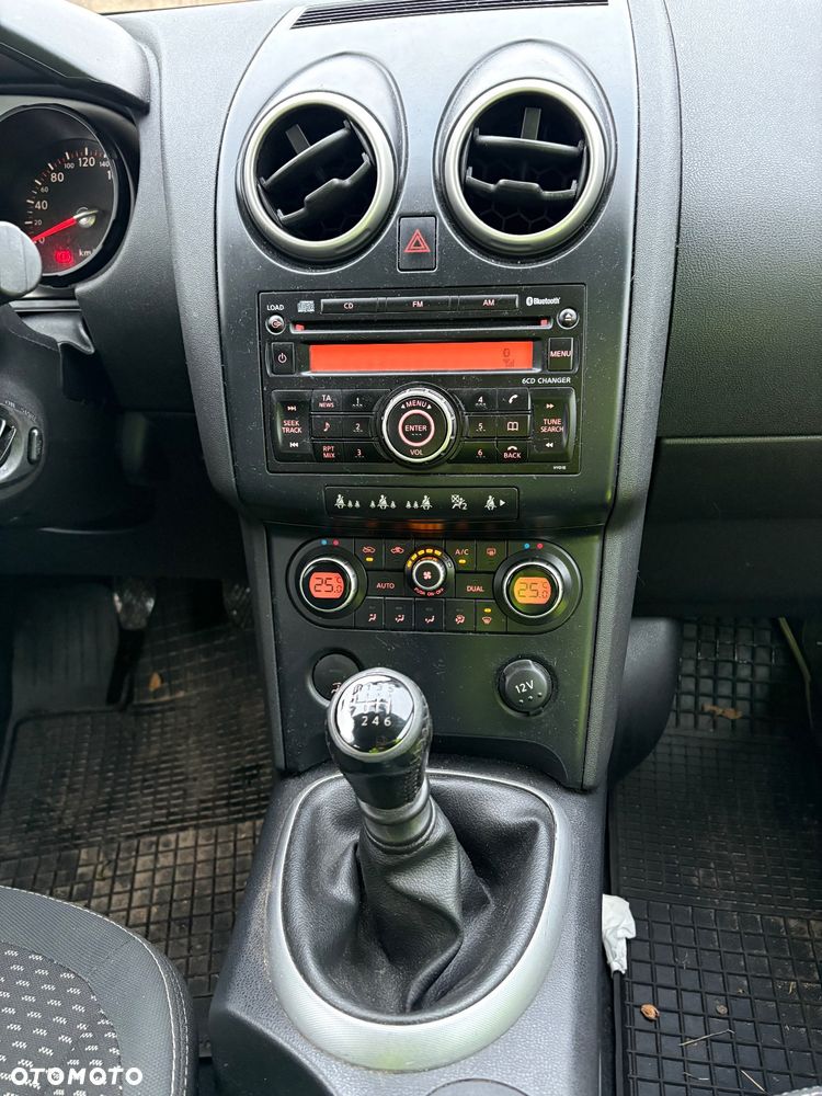 Nissan Qashqai 2.0 dCi 4x4 Tekna - 13