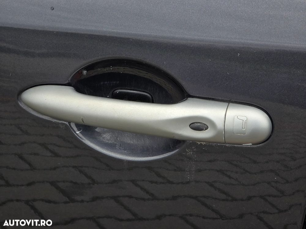 Renault Megane 1.9 dCi FAP Dynamique - 17