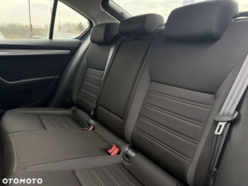 Skoda Octavia 1.6 TDI SCR Ambition - 34