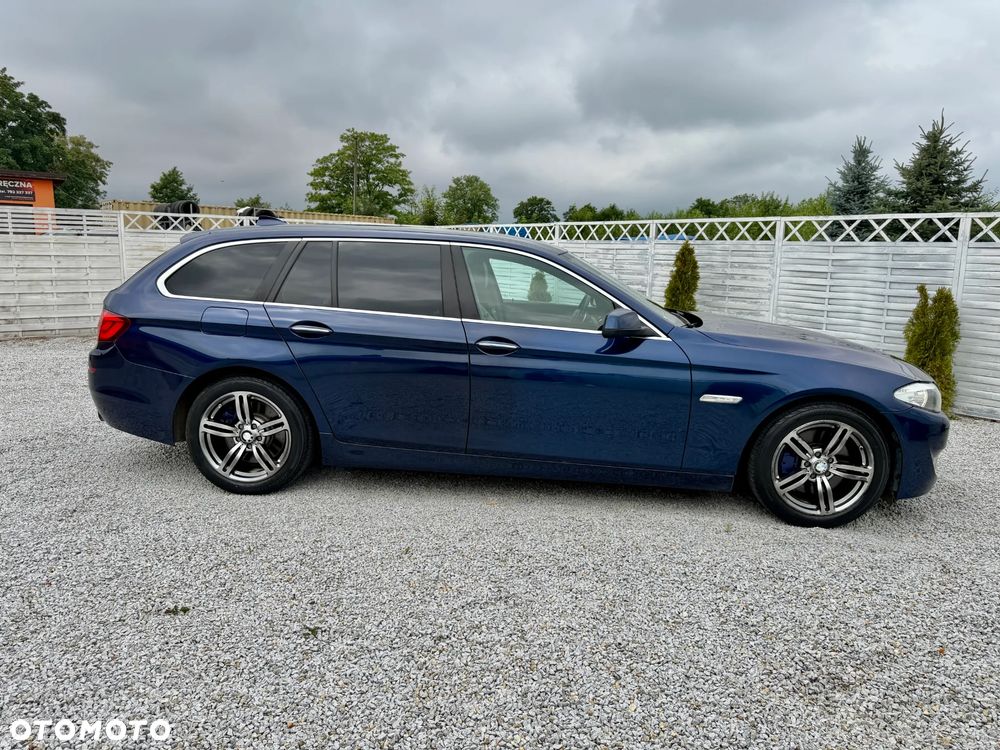 BMW Seria 5 535d xDrive Sport-Aut Modern Line - 30