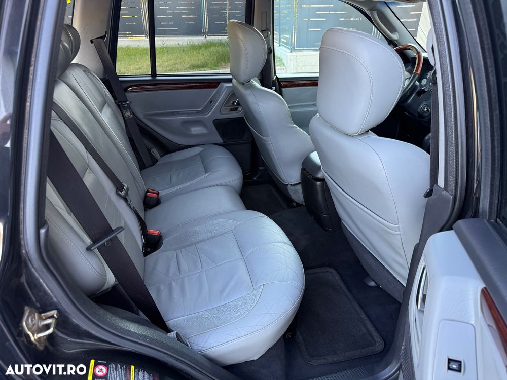 Jeep Grand Cherokee 2.7 CRD Overland - 13