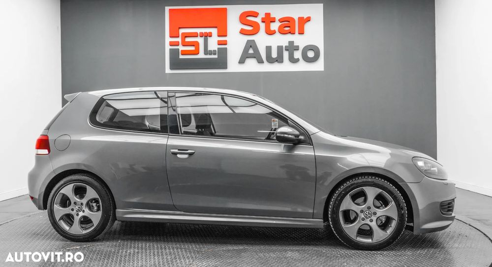 Volkswagen Golf 1.6 TDI DPF BMT Comfortline - 9