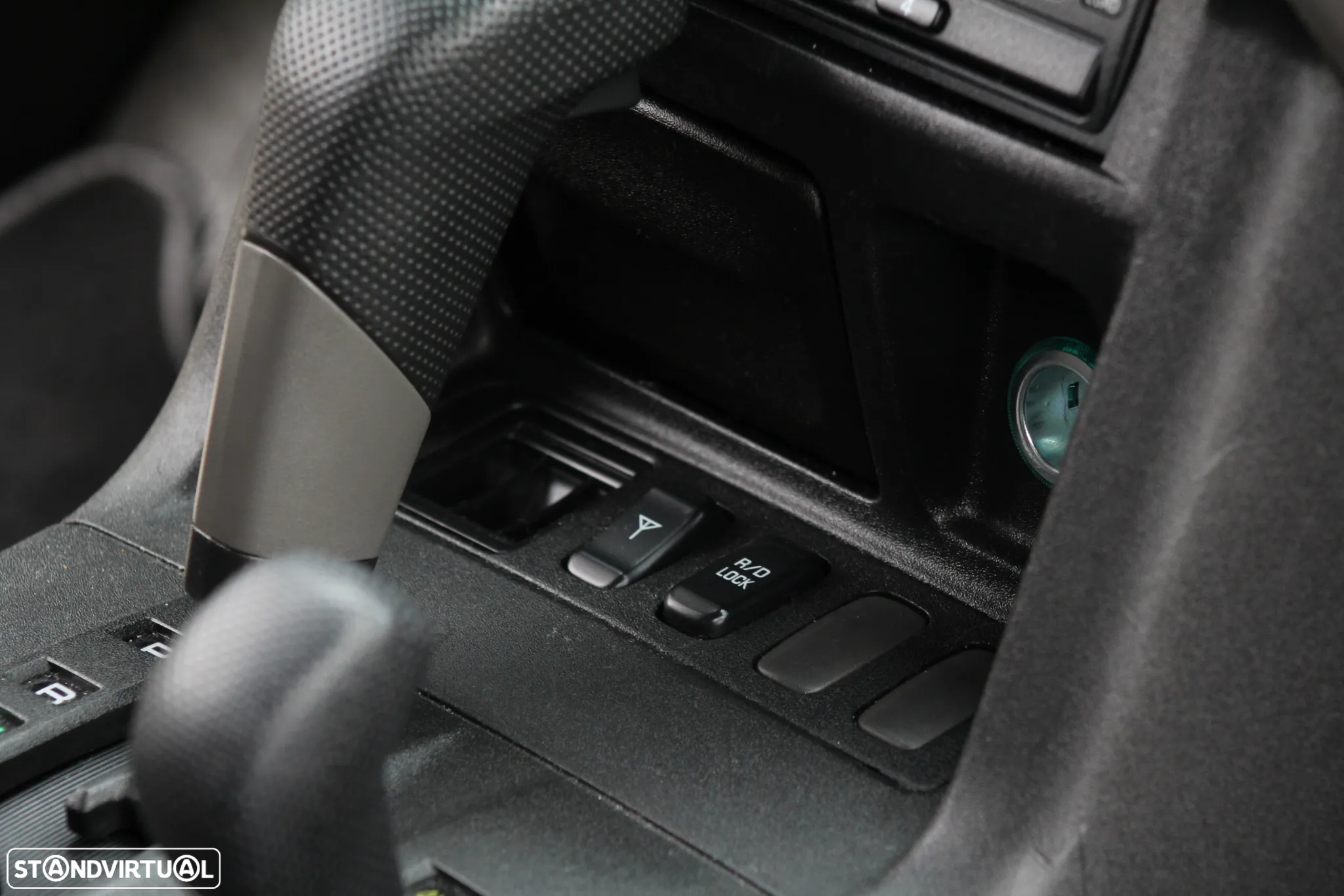 Mitsubishi Pajero 3.2 DI-D GLS ABS+CA - 30