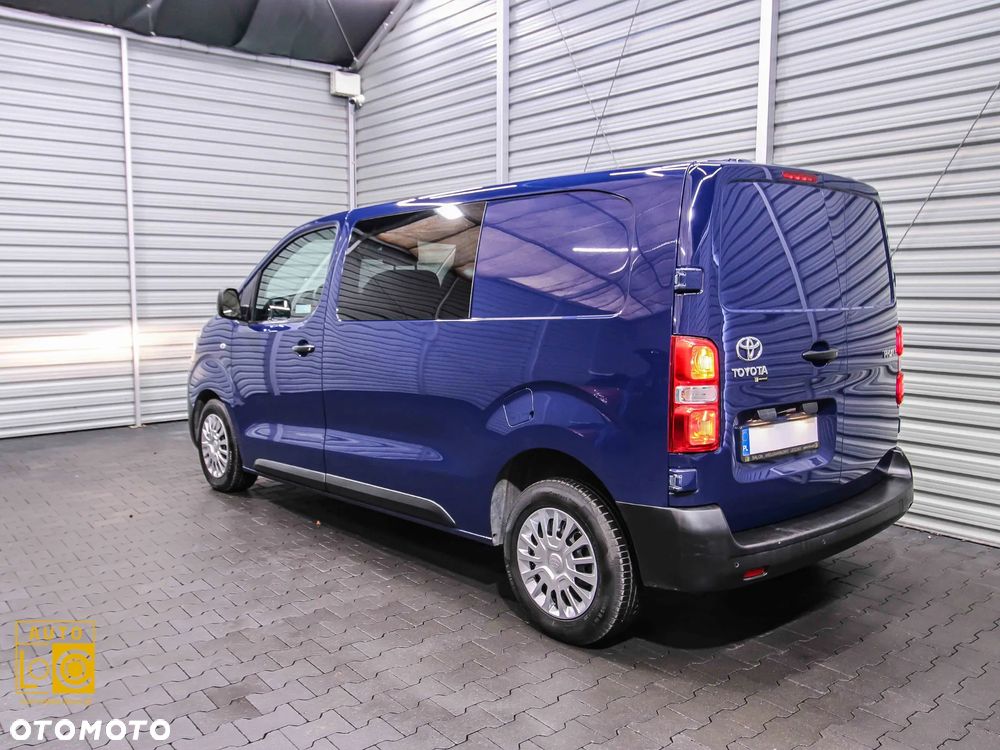 Toyota PROACE BRYGADÓWKA + 6 OSÓB - 8