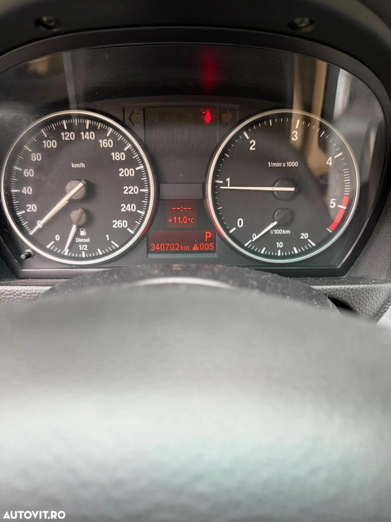BMW Seria 3 320d DPF Touring Aut. - 5