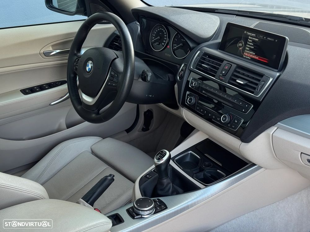 BMW 218 i Cabrio - 30