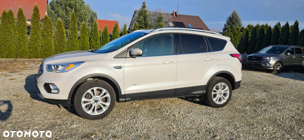 Ford Kuga 2.0 TDCi 4x4 Titanium - 12