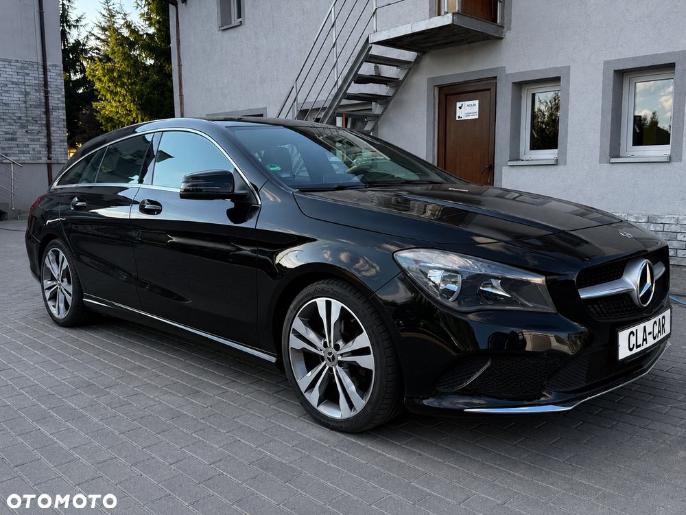 Mercedes-Benz CLA 200 Urban - 27