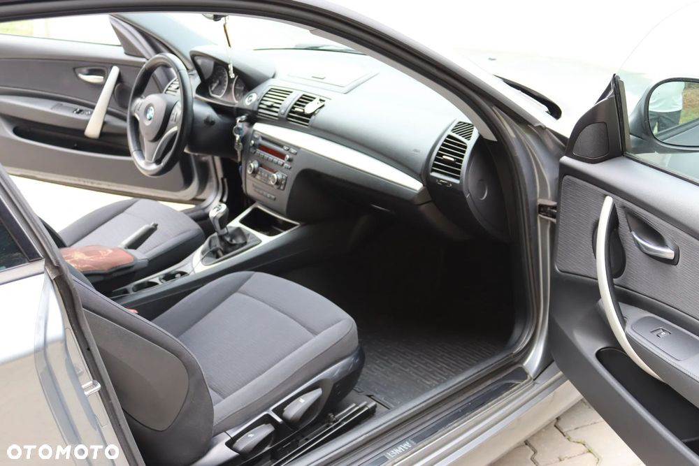 BMW Seria 1 - 12