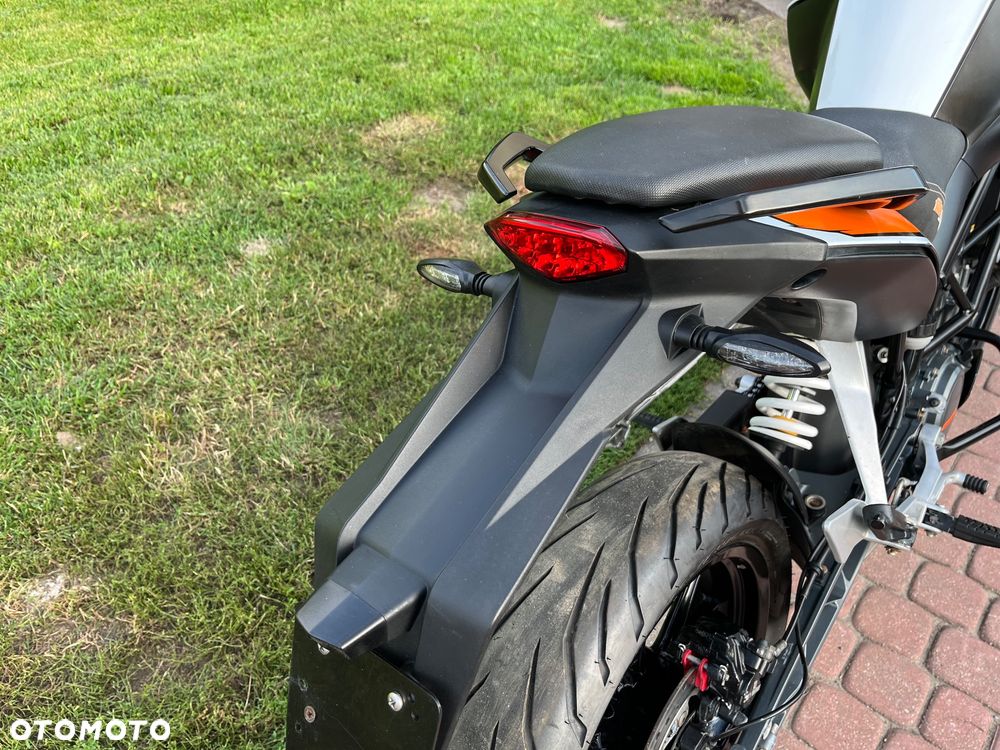 KTM Duke - 18