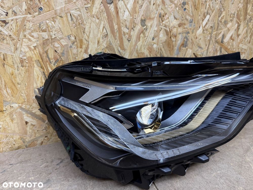 LAMPA PRAWA FULL LED GOLD BMW 2 G42 5A03E38 - 24