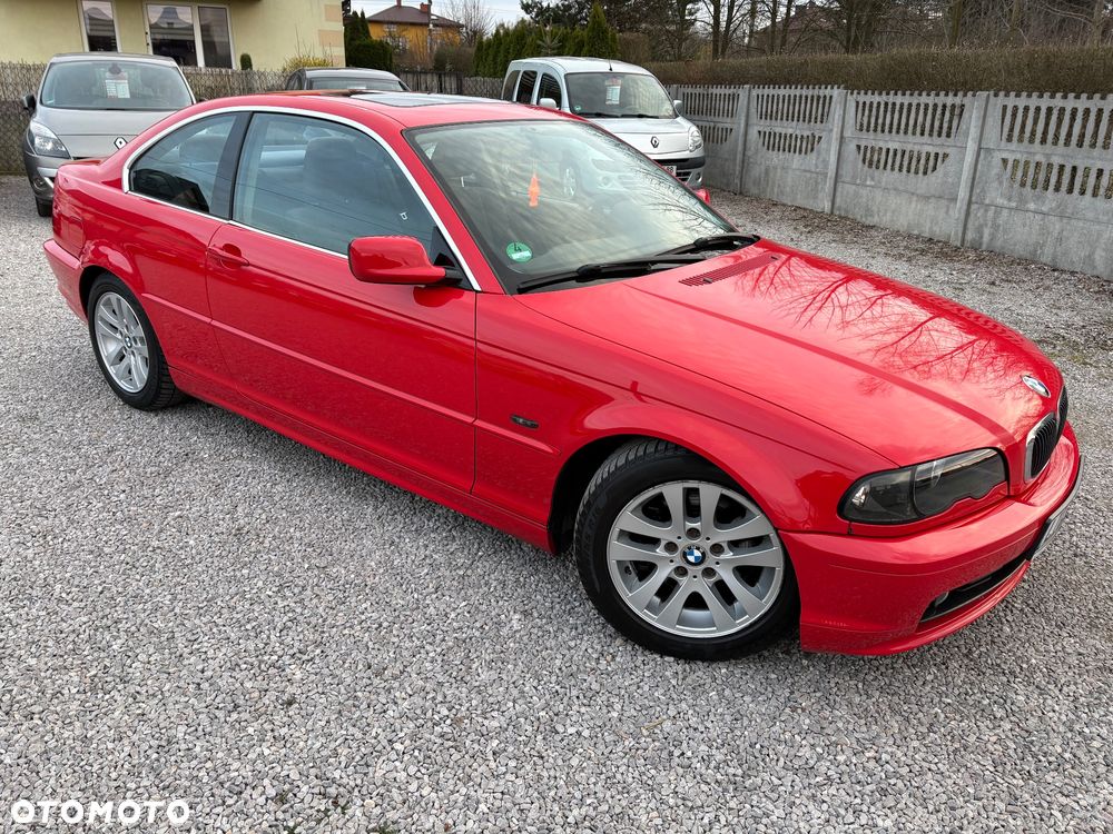BMW Seria 3 323i - 12
