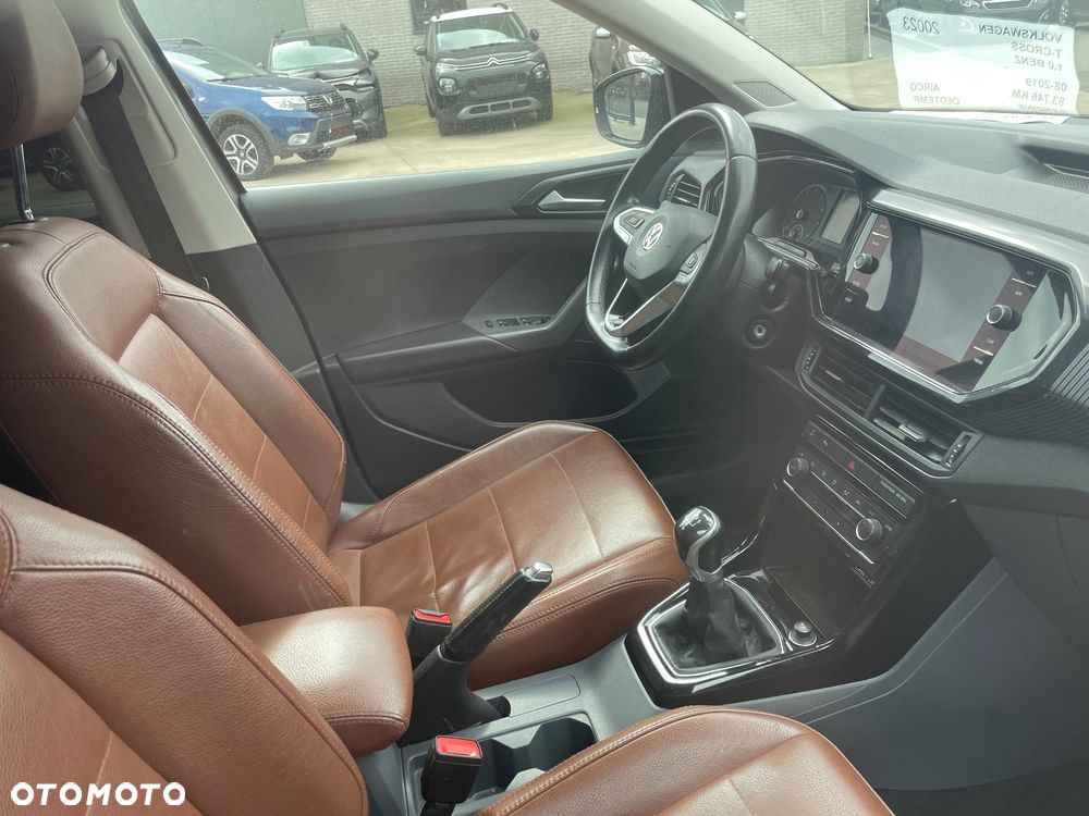 Volkswagen T-Cross - 4