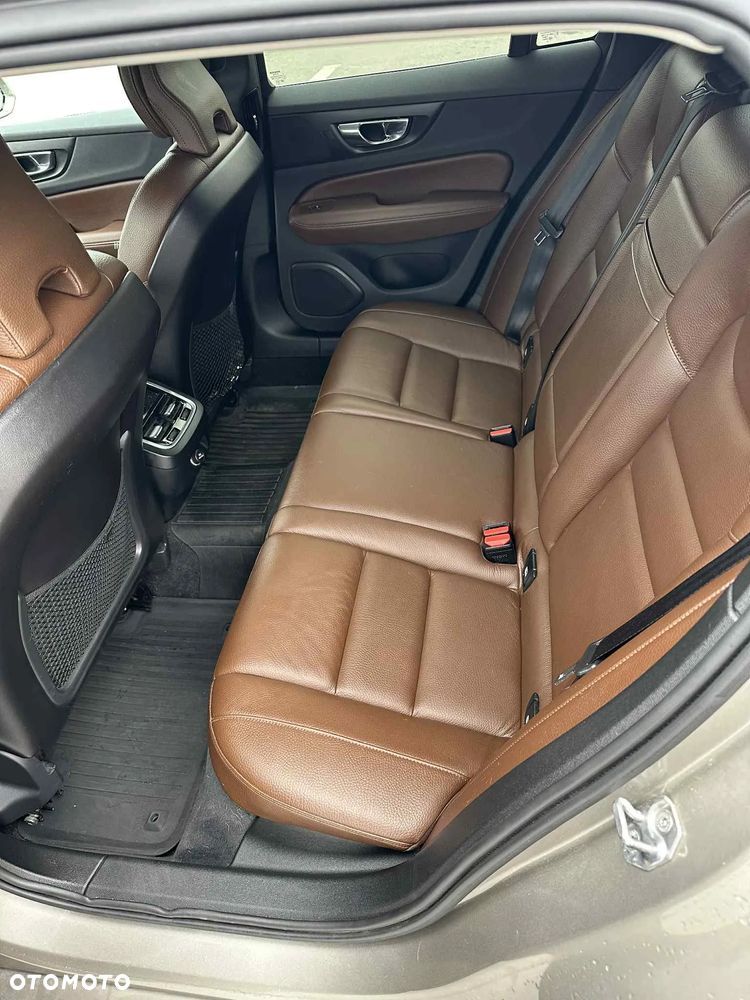 Volvo V60 D4 Inscription - 10