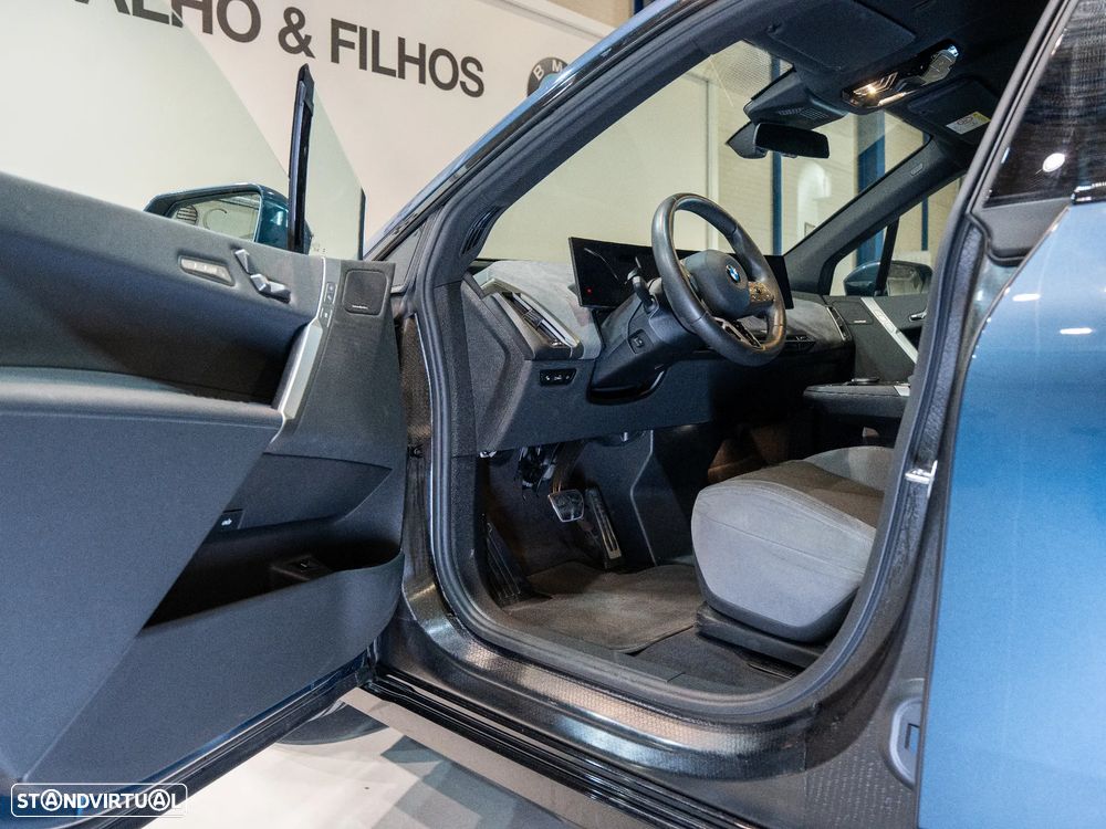 BMW iX xDrive 45 Pack Desportivo - 16