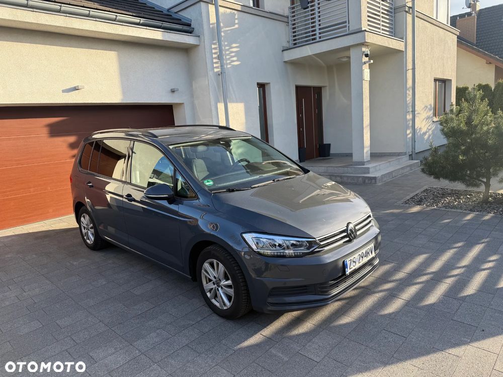 Volkswagen Touran - 2