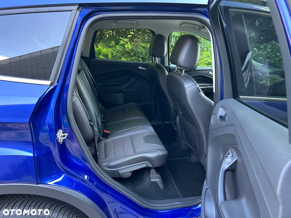 Ford Kuga 2.0 TDCi 2x4 Titanium - 19