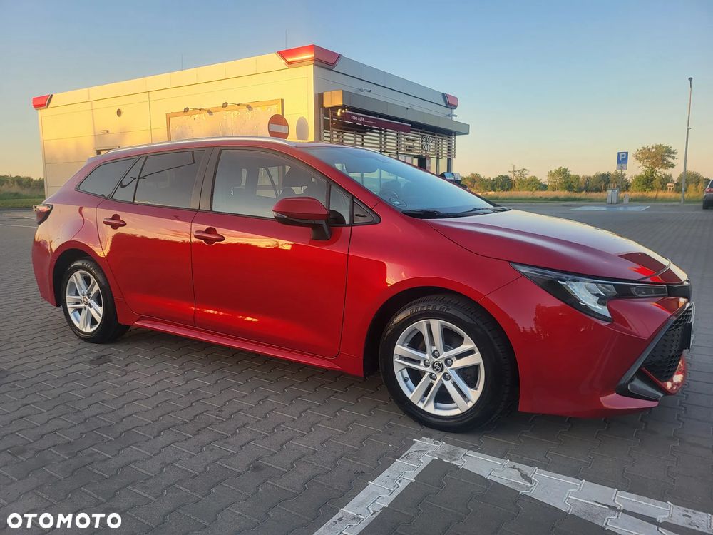 Toyota Corolla 1.8 Hybrid Executive - 16