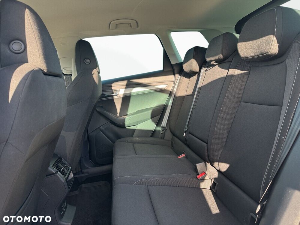 Skoda Karoq 1.5 TSI ACT Selection DSG - 23