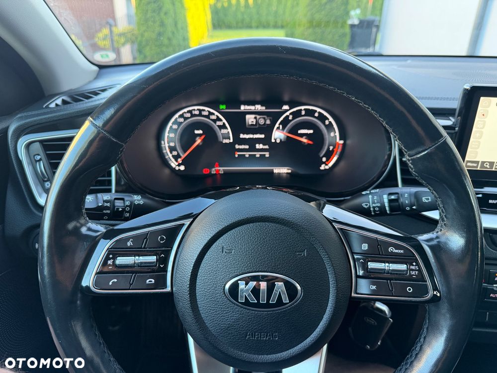 Kia XCeed 1.4 T-GDI OPF JBL SOUND EDITION - 30