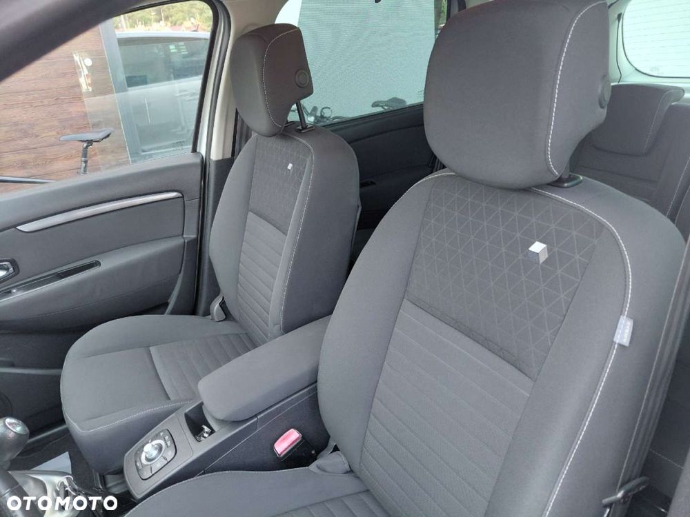 Renault Scenic - 15