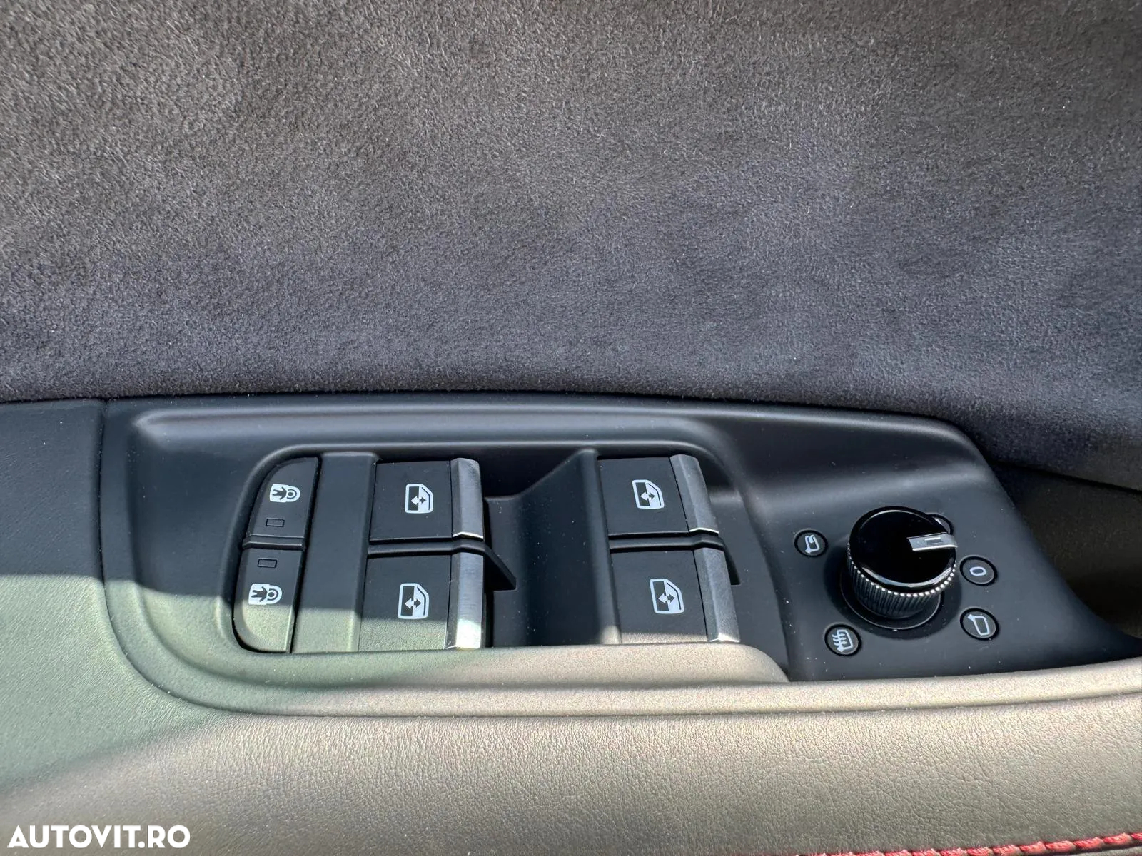 Audi SQ8 4.0 TFSI quattro Tiptronic - 27