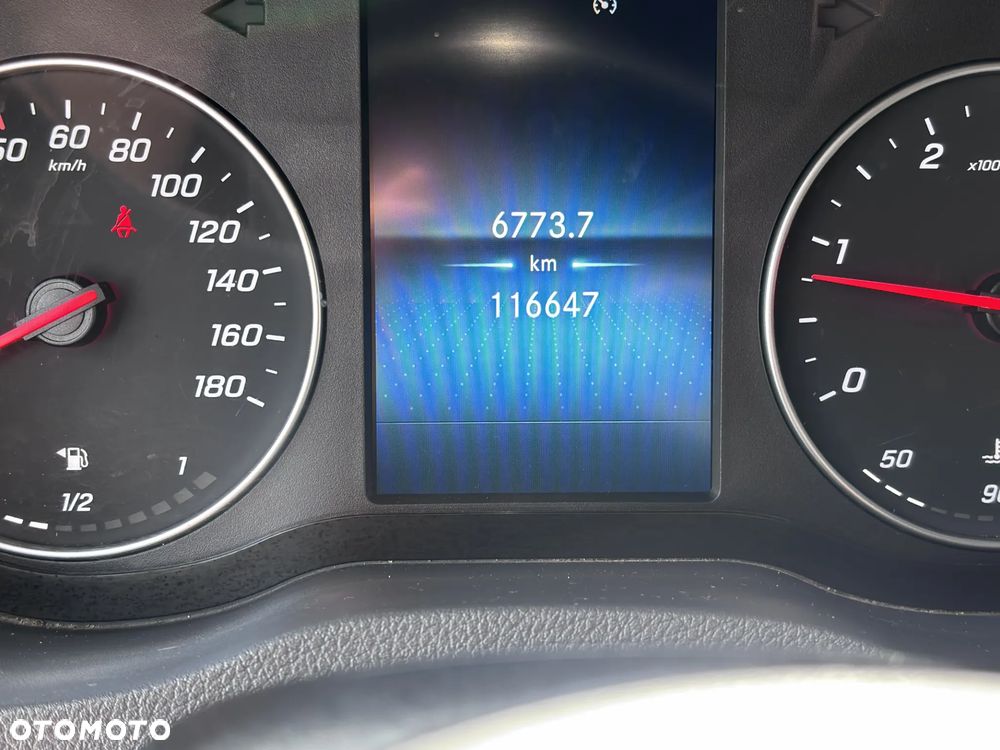 Mercedes-Benz Sprinter - 9