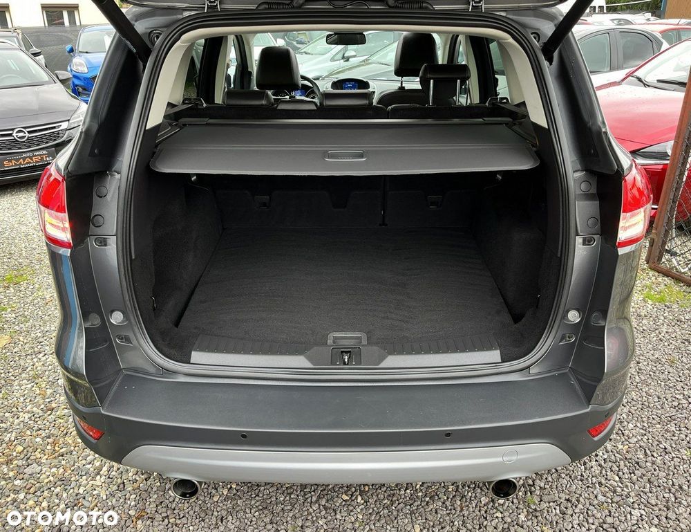 Ford Kuga - 40