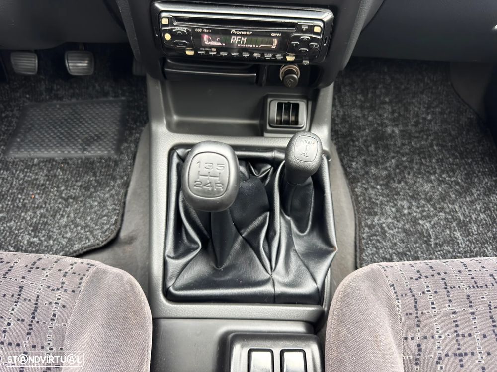 Opel Frontera 2.2 DTi Sport RS - 21