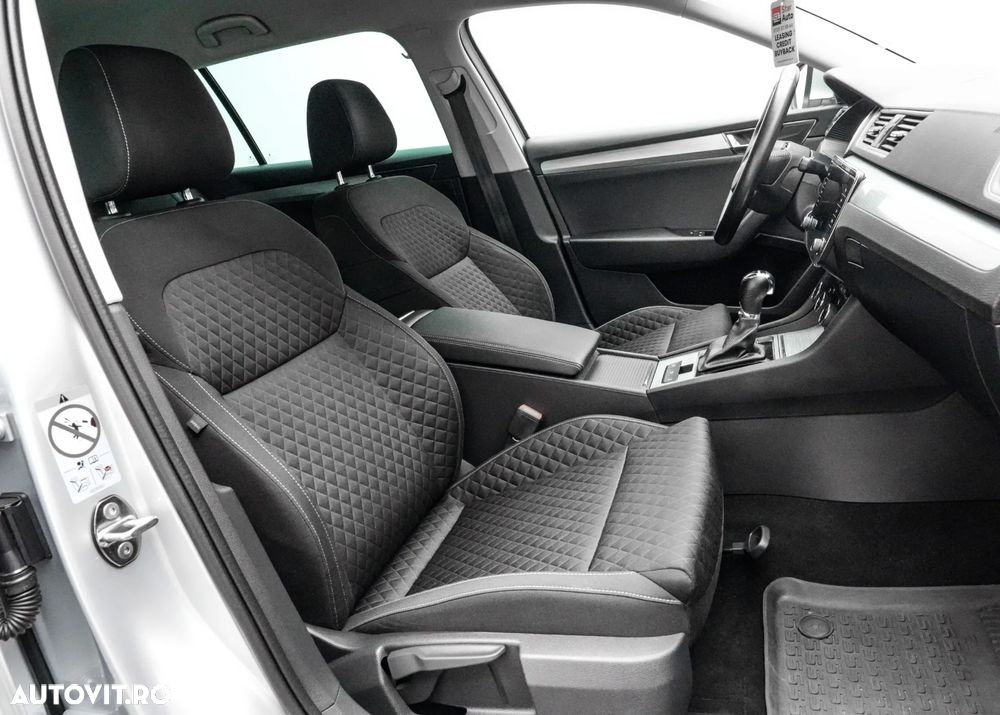 Skoda Superb 2.0 TDI DSG Style - 15