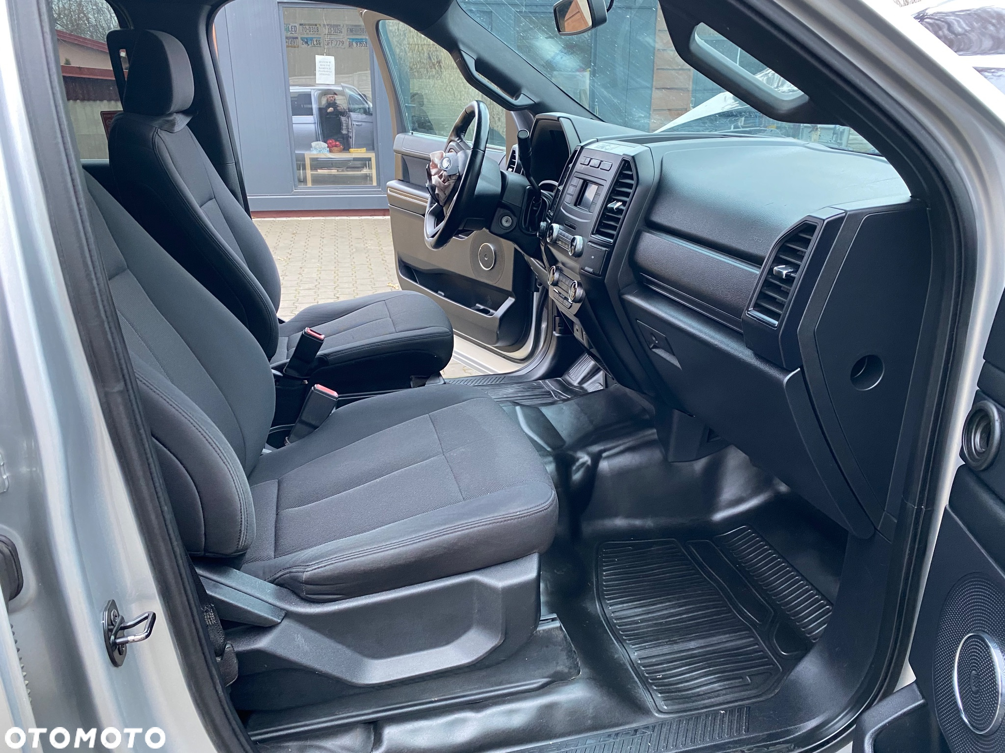 Ford Expedition - 11