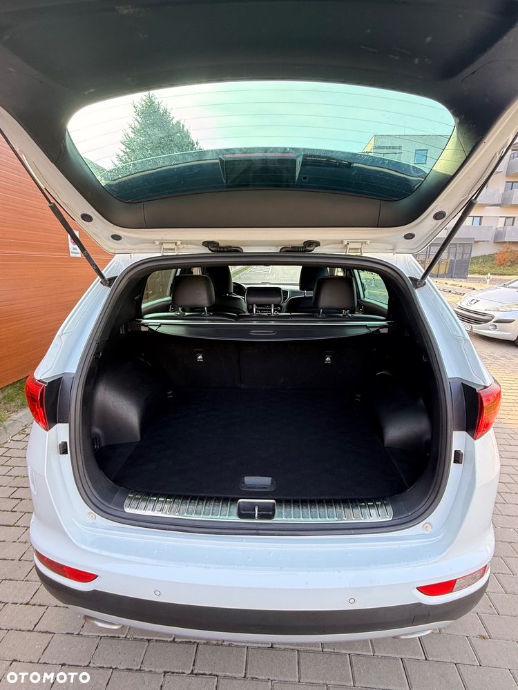 Kia Sportage 2.0 CRDI M 2WD - 33