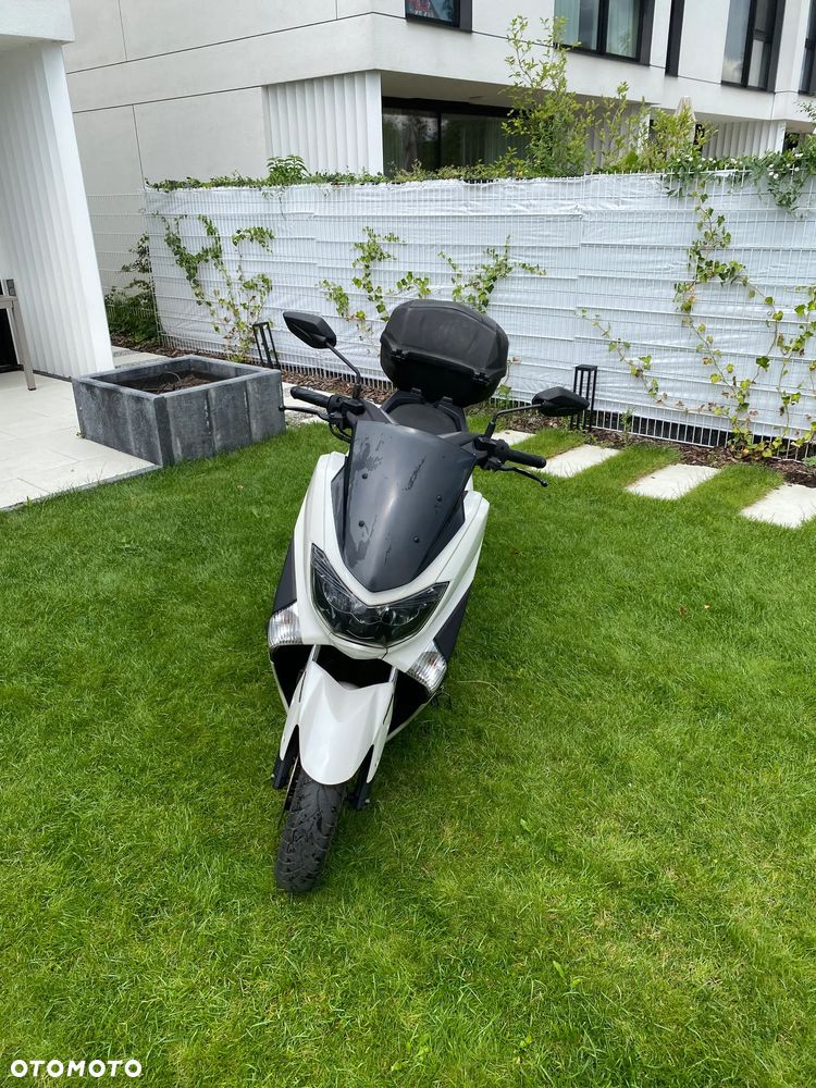 Yamaha NMAX - 2