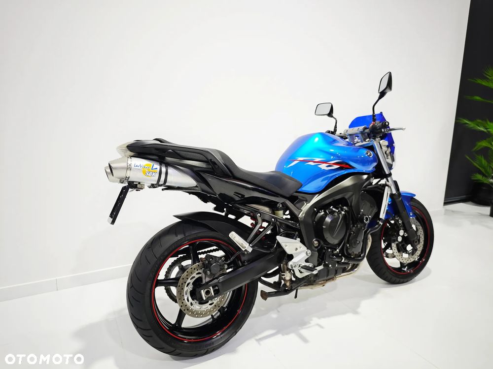 Yamaha FZ - 12